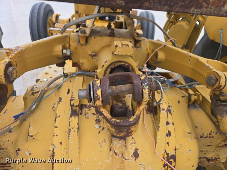 image for item FM7508 Massey Ferguson tractor