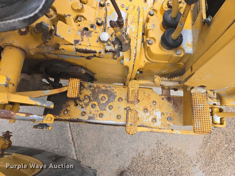 image for item FM7508 Massey Ferguson tractor