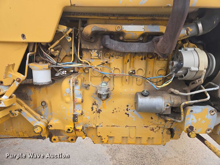 image for item FM7508 Massey Ferguson tractor