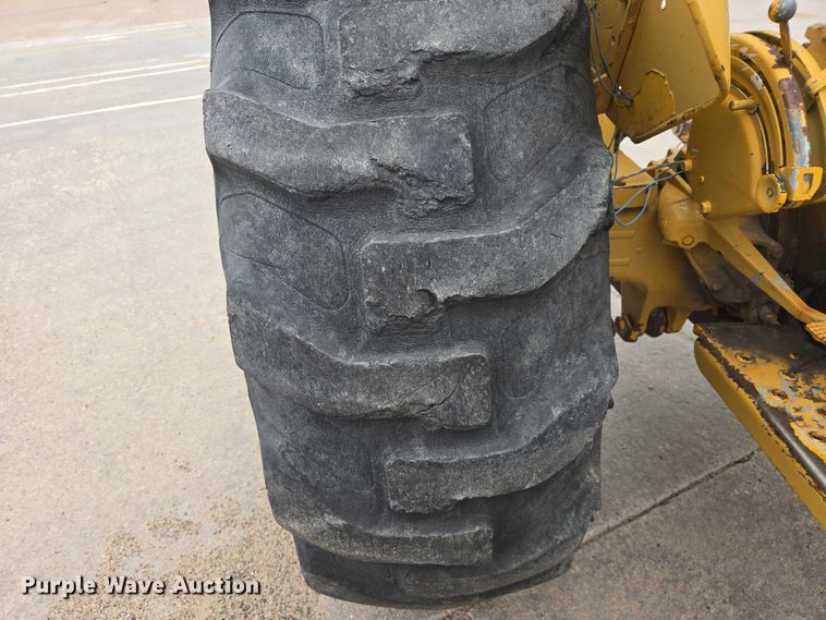 image for item FM7508 Massey Ferguson tractor