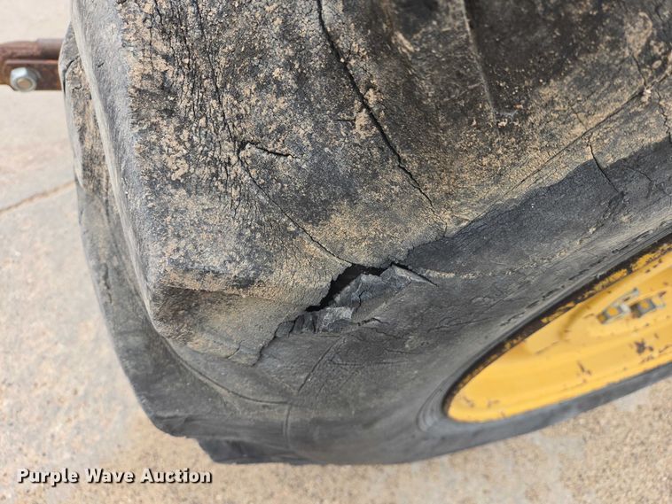 image for item FM7508 Massey Ferguson tractor