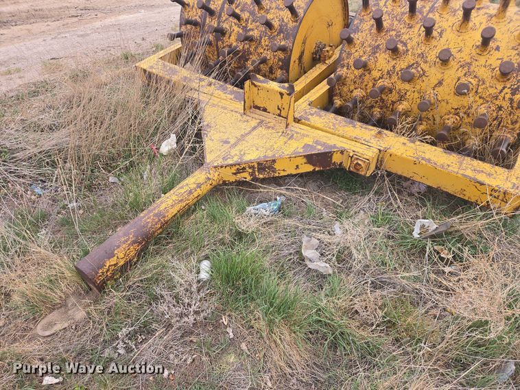 image for item FM7509 Hercules WD224 sheepsfoot roller