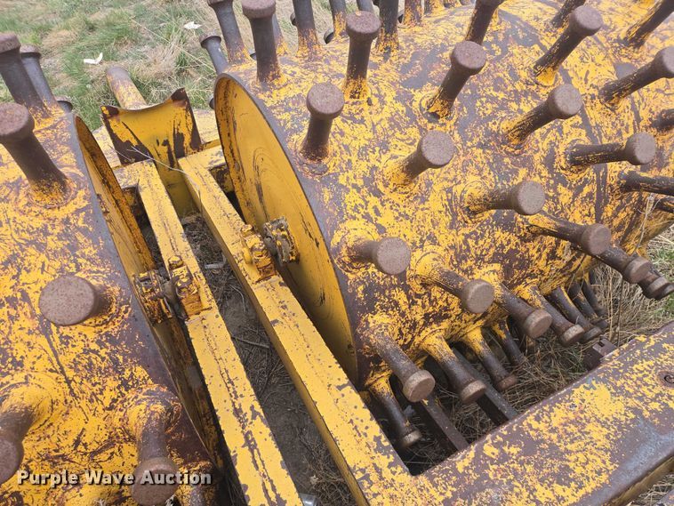 image for item FM7509 Hercules WD224 sheepsfoot roller