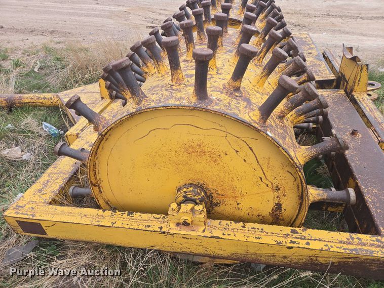 image for item FM7509 Hercules WD224 sheepsfoot roller