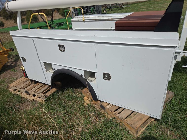 image for item FM7513 Knapheide 6108D54FJ40 utility bed