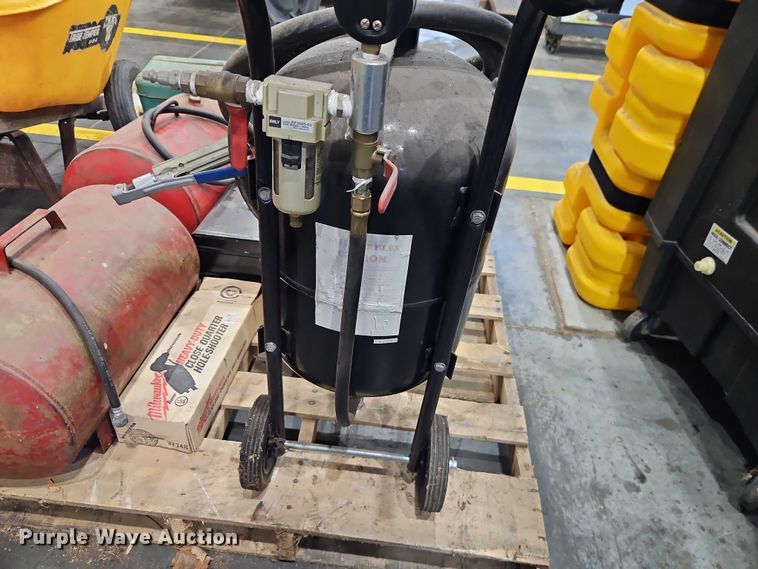 image for item FN5594 Tools