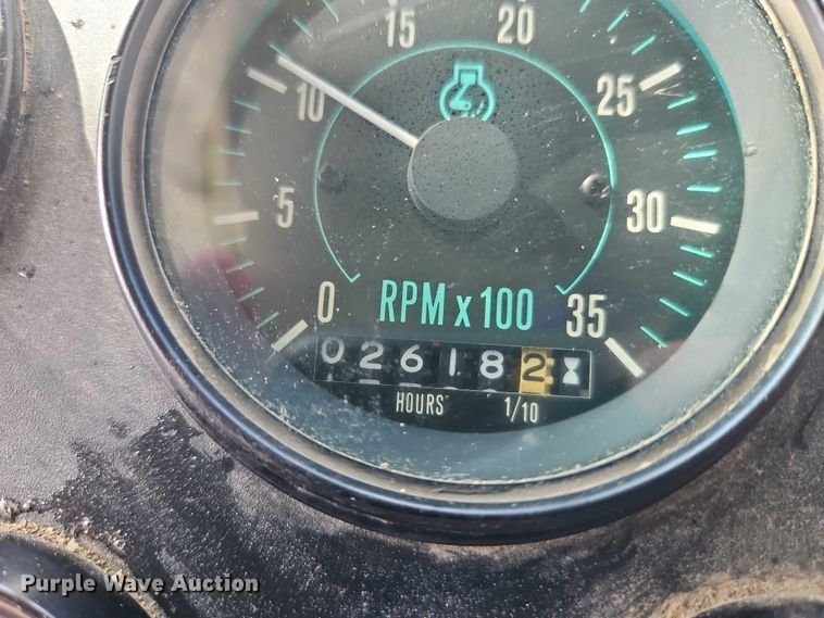 image for item FN5598 1999 Elgin Pelican street sweeper