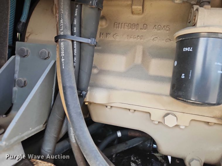 image for item FN5598 1999 Elgin Pelican street sweeper