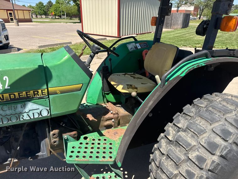 image for item MX9056 1995 John Deere 5300 tractor