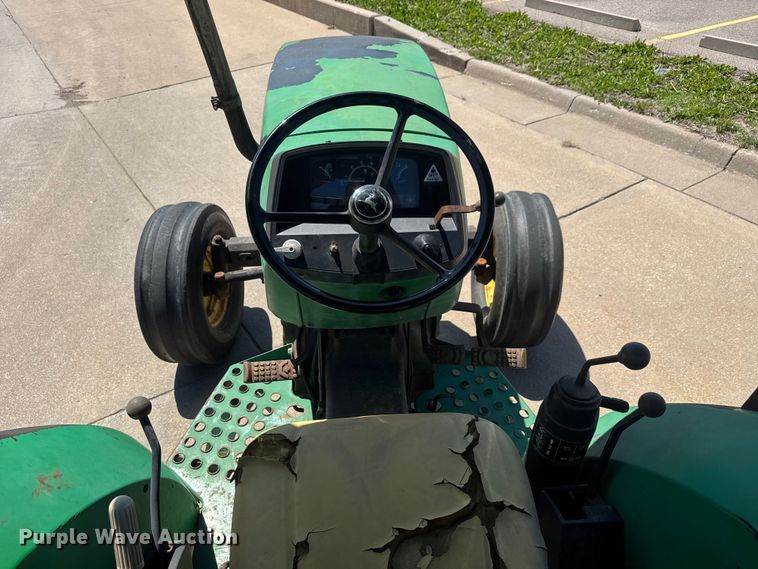 image for item MX9056 1995 John Deere 5300 tractor