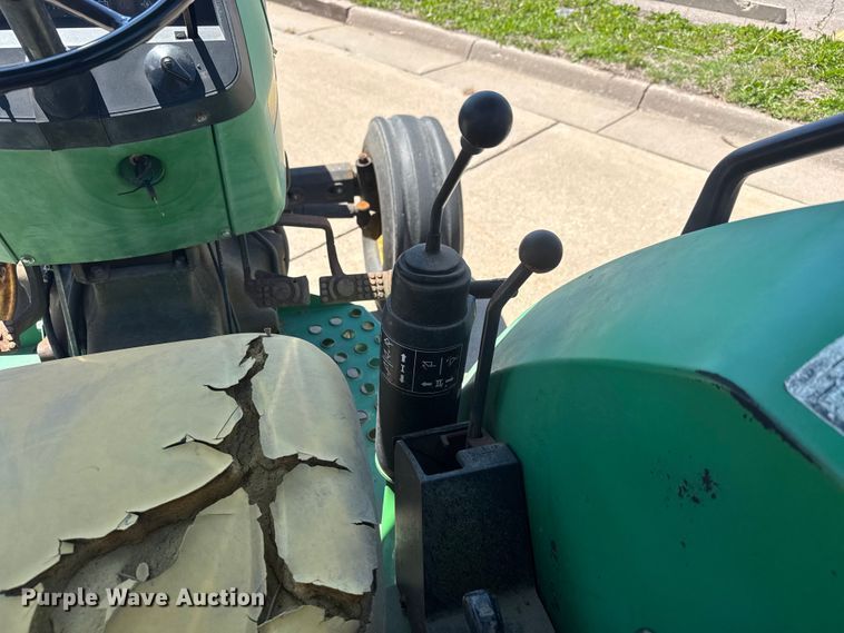 image for item MX9056 1995 John Deere 5300 tractor