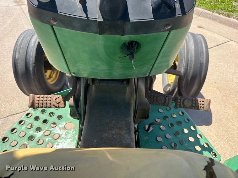 image for item MX9056 1995 John Deere 5300 tractor