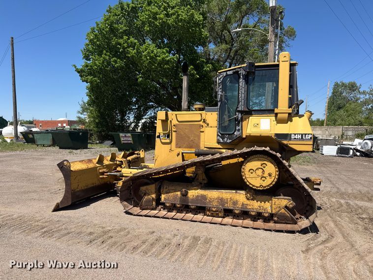 image for item MX9058 1991 Caterpillar D4H LGP dozer