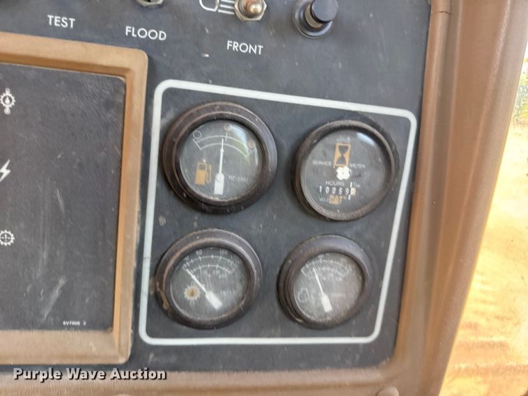 image for item MX9058 1991 Caterpillar D4H LGP dozer