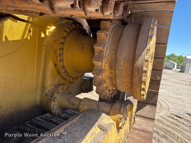 image for item MX9058 1991 Caterpillar D4H LGP dozer