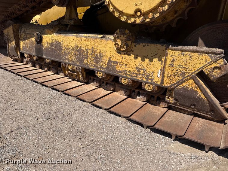 image for item MX9058 1991 Caterpillar D4H LGP dozer