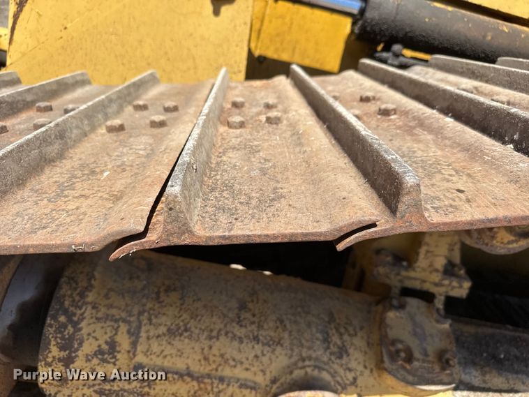 image for item MX9058 1991 Caterpillar D4H LGP dozer