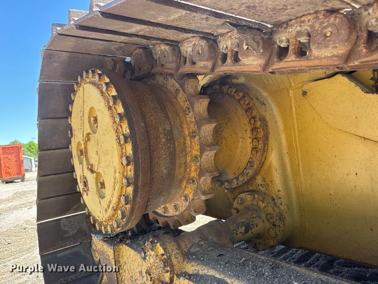 image for item MX9058 1991 Caterpillar D4H LGP dozer