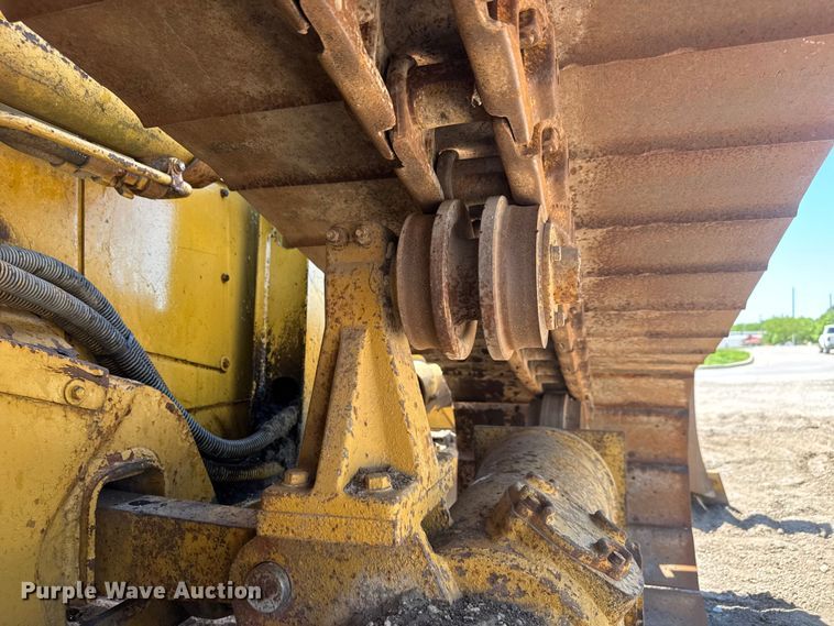 image for item MX9058 1991 Caterpillar D4H LGP dozer