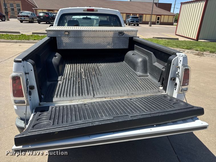 image for item MX9059 2007 Mitsubishi Raider Ext. Cab pickup truck
