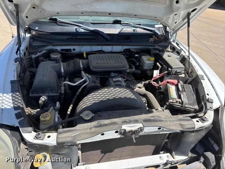 image for item MX9059 2007 Mitsubishi Raider Ext. Cab pickup truck