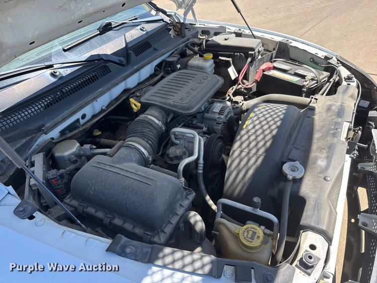 image for item MX9059 2007 Mitsubishi Raider Ext. Cab pickup truck