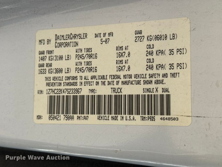 image for item MX9059 2007 Mitsubishi Raider Ext. Cab pickup truck