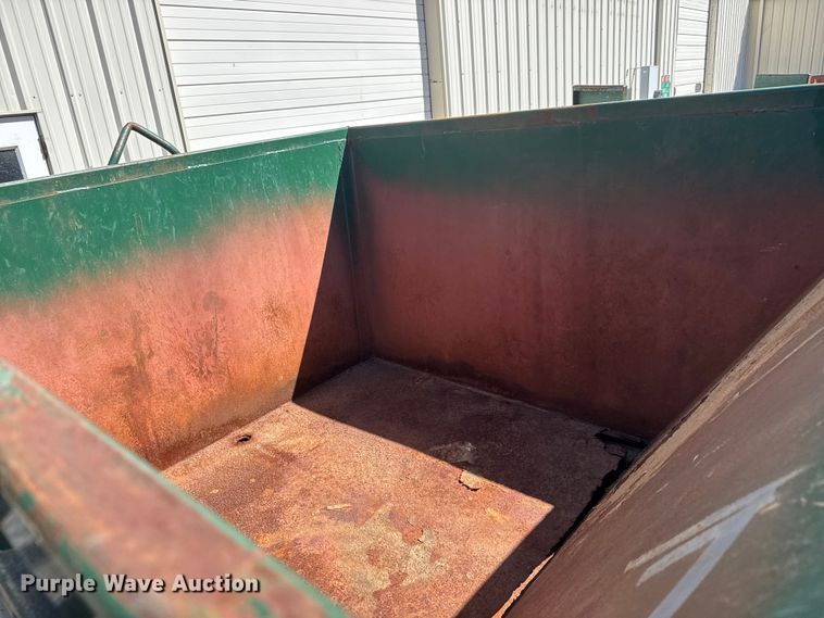 image for item MX9067 (4) dumpsters