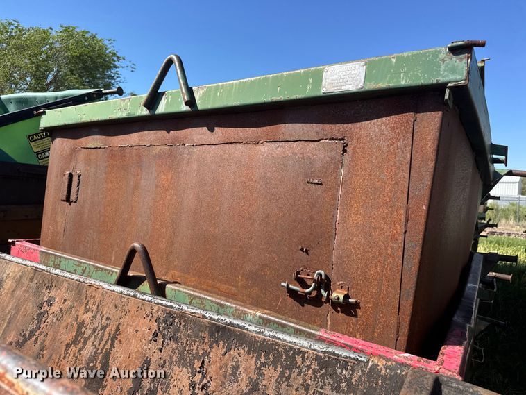 image for item MX9073 (4) dumpsters