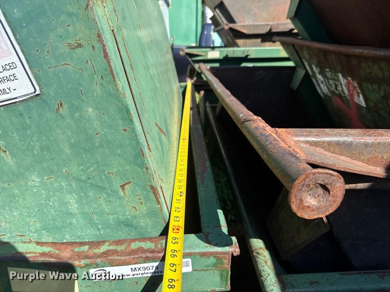 image for item MX9074 (4) dumpsters