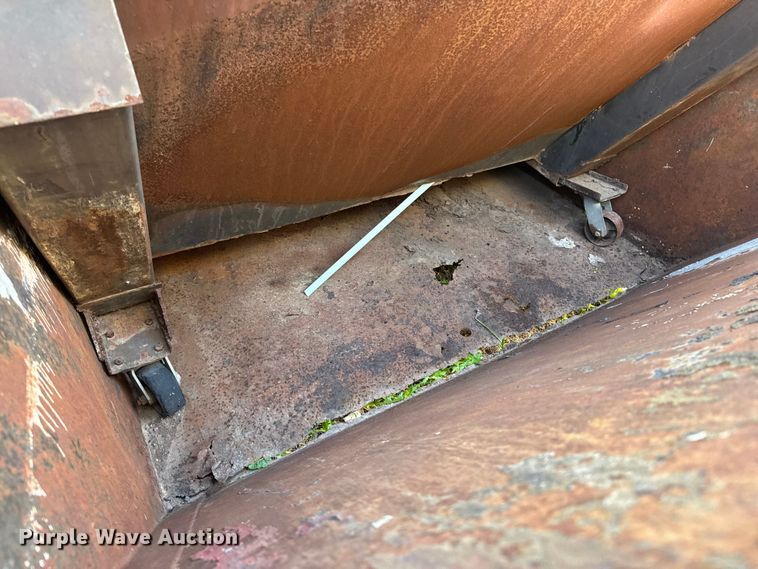 image for item MX9075 (4) dumpsters