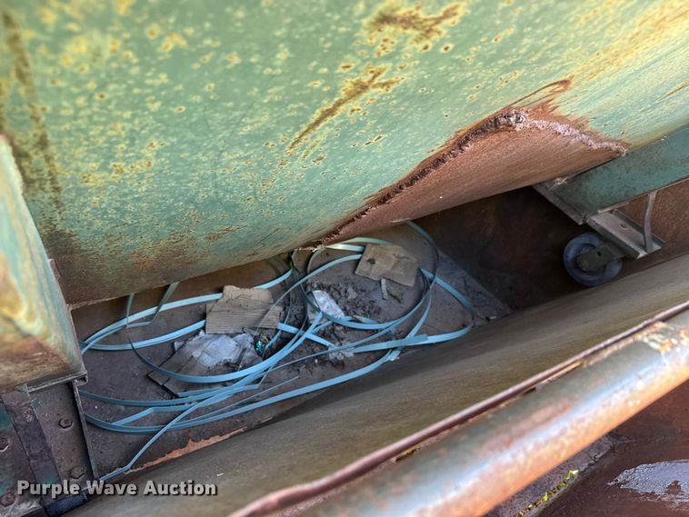 image for item MX9075 (4) dumpsters