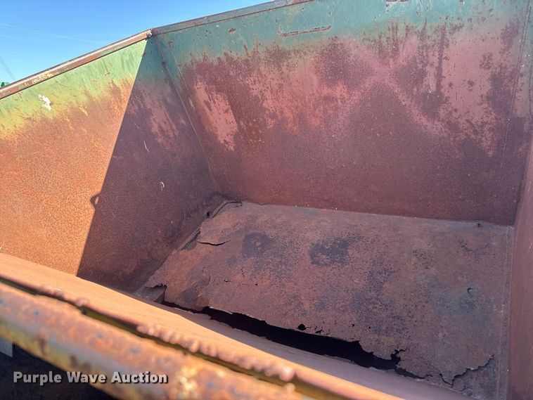 image for item MX9076 (4) dumpsters