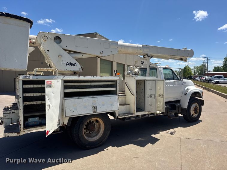image for item MX9090 1998 Ford F800 bucket truck