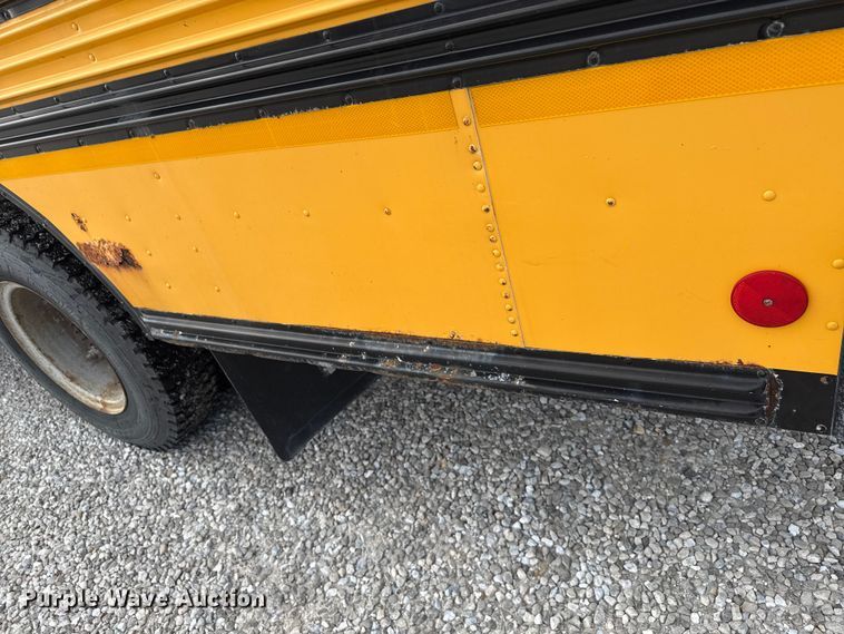 image for item ND9466 1996 Blue Bird B7 school bus