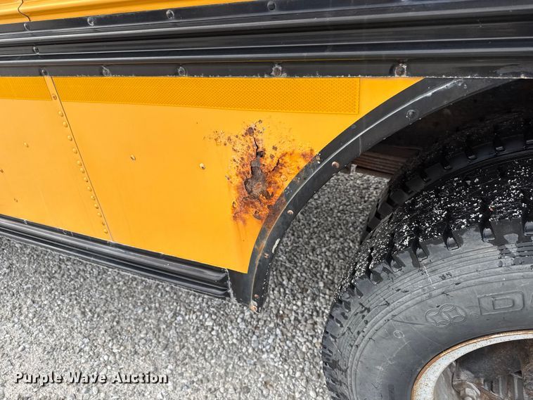 image for item ND9466 1996 Blue Bird B7 school bus