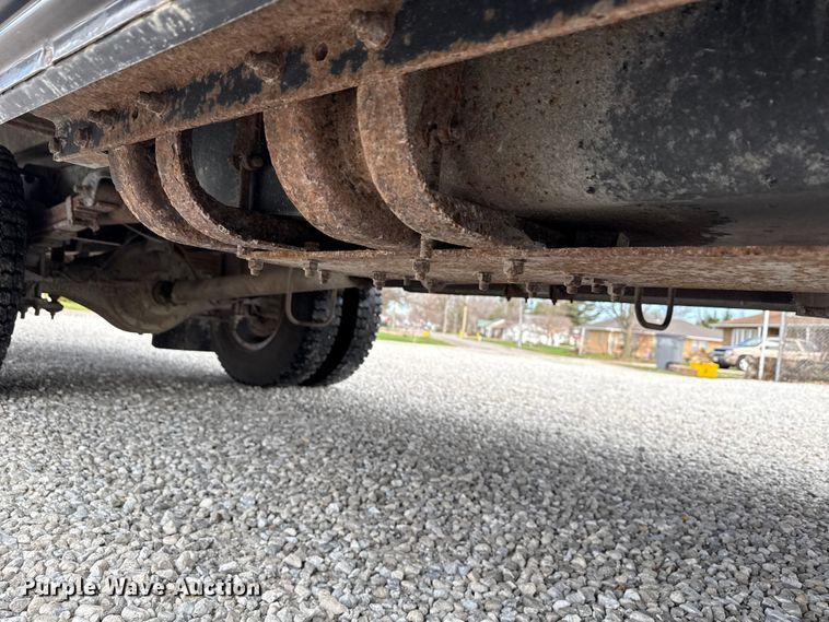 image for item ND9466 1996 Blue Bird B7 school bus