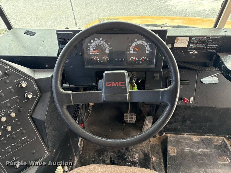 image for item ND9466 1996 Blue Bird B7 school bus