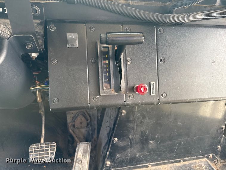 image for item ND9466 1996 Blue Bird B7 school bus