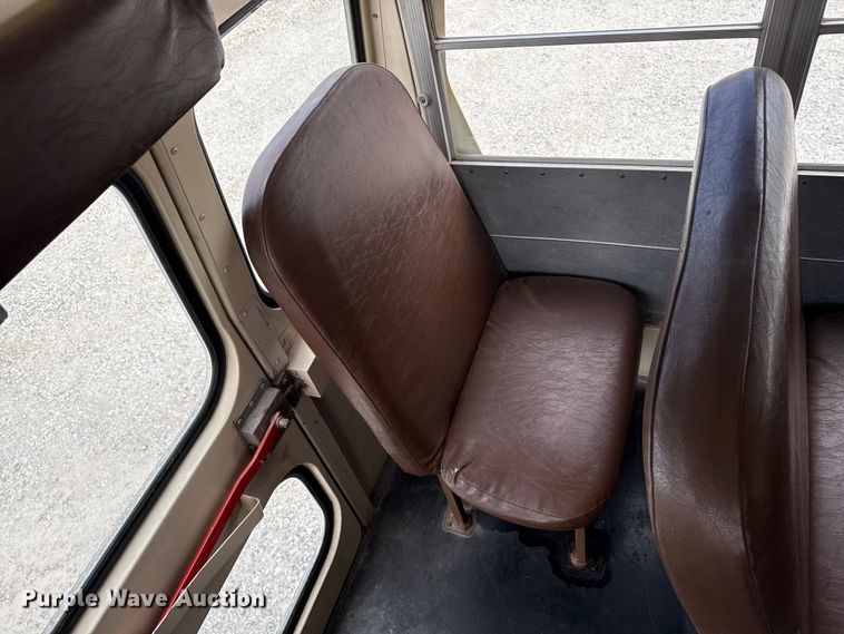 image for item ND9466 1996 Blue Bird B7 school bus