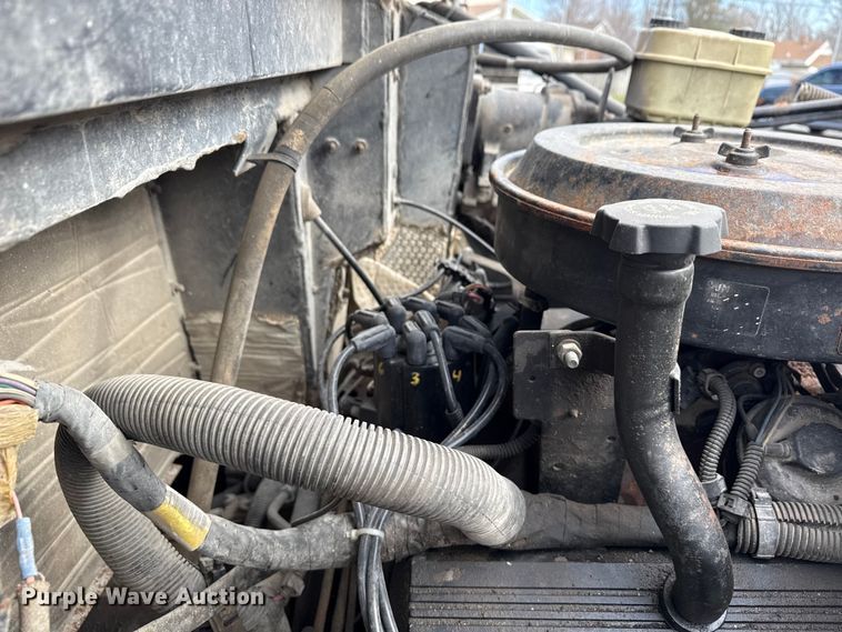 image for item ND9466 1996 Blue Bird B7 school bus