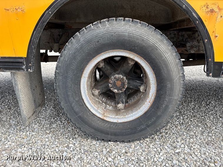 image for item ND9466 1996 Blue Bird B7 school bus