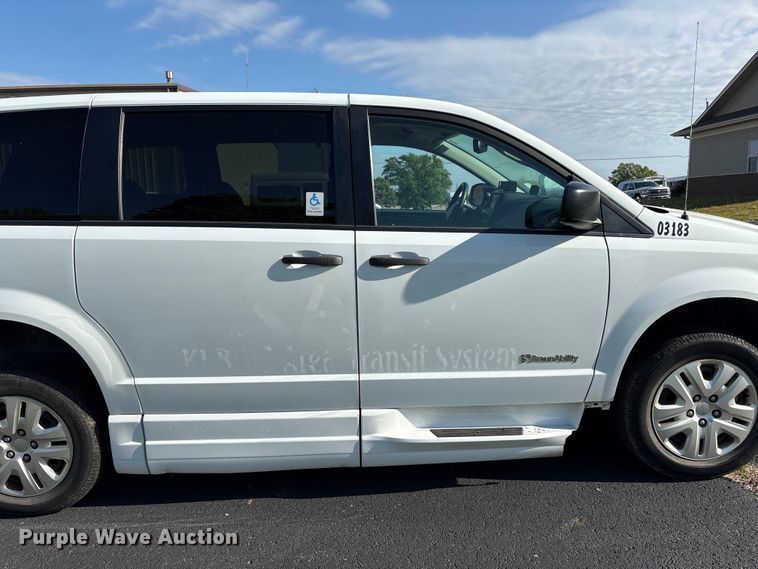 image for item NK9073 2019 Dodge Grand Caravan handicap accessible van