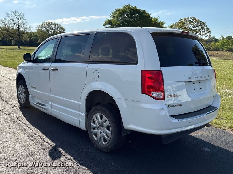 image for item NK9073 2019 Dodge Grand Caravan handicap accessible van