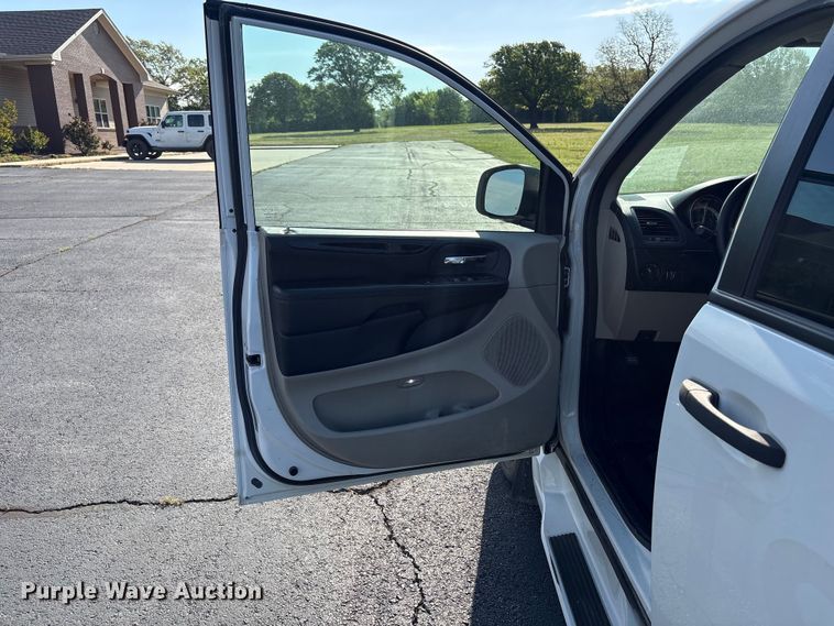 image for item NK9073 2019 Dodge Grand Caravan handicap accessible van