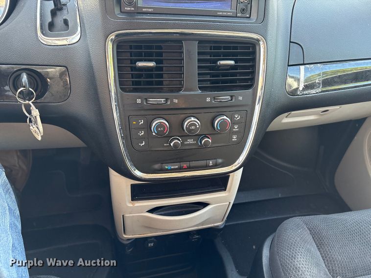 image for item NK9073 2019 Dodge Grand Caravan handicap accessible van