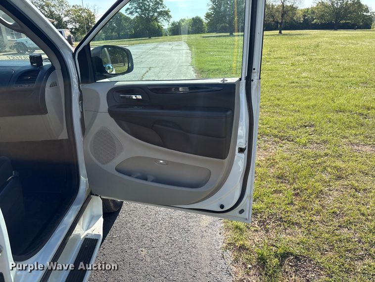 image for item NK9073 2019 Dodge Grand Caravan handicap accessible van
