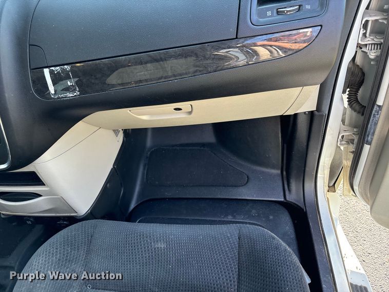 image for item NK9073 2019 Dodge Grand Caravan handicap accessible van