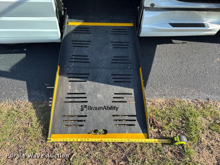 image for item NK9073 2019 Dodge Grand Caravan handicap accessible van