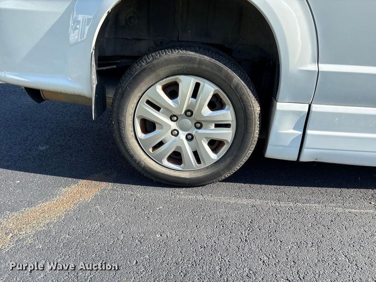 image for item NK9073 2019 Dodge Grand Caravan handicap accessible van